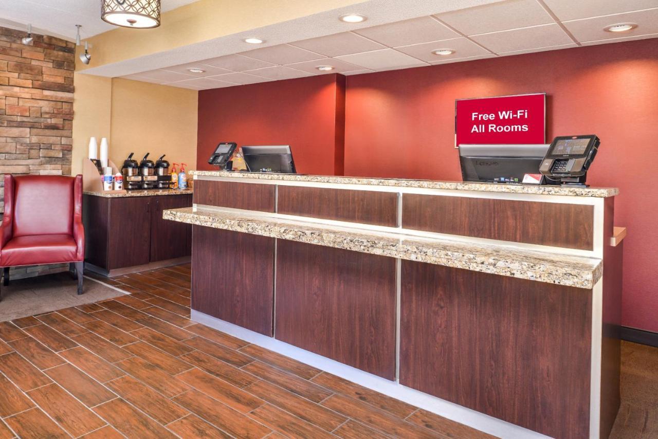 Red Roof Inn Мерріллвілл Екстер'єр фото