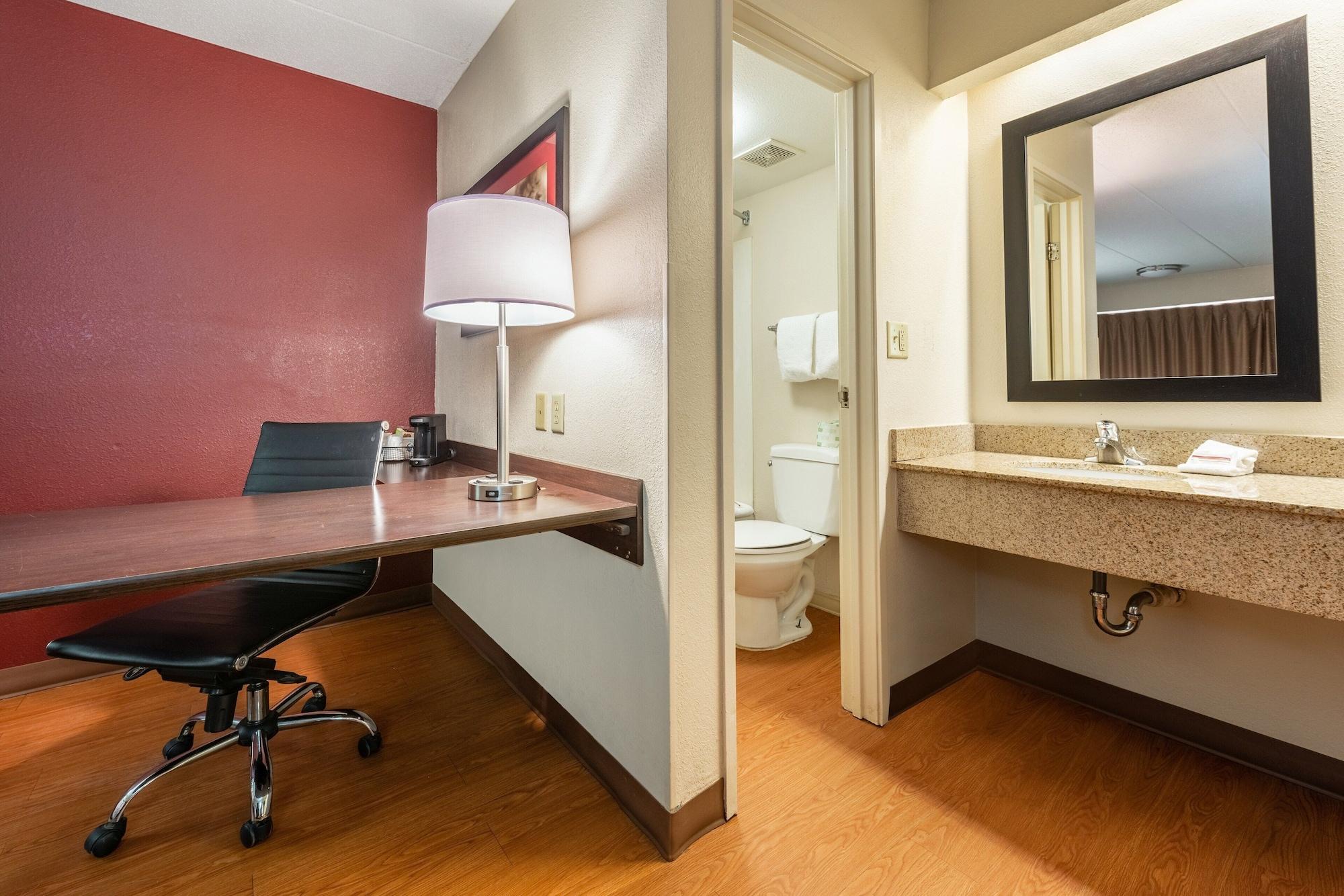 Red Roof Inn Мерріллвілл Екстер'єр фото