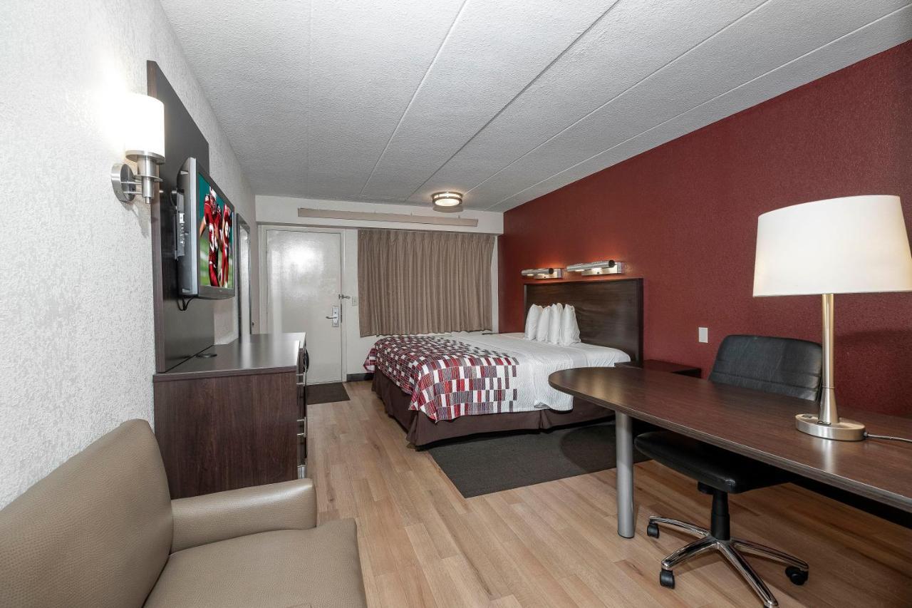 Red Roof Inn Мерріллвілл Екстер'єр фото
