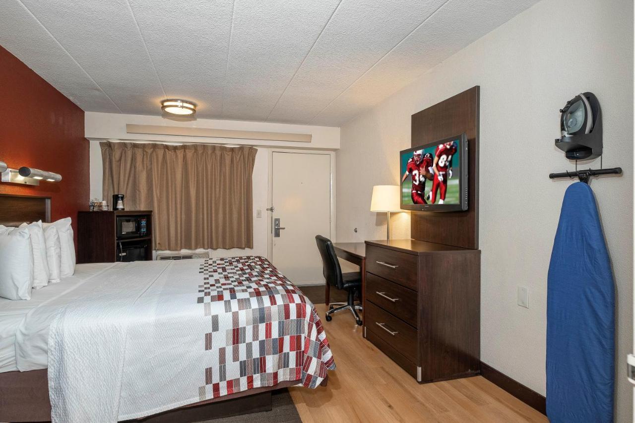 Red Roof Inn Мерріллвілл Екстер'єр фото