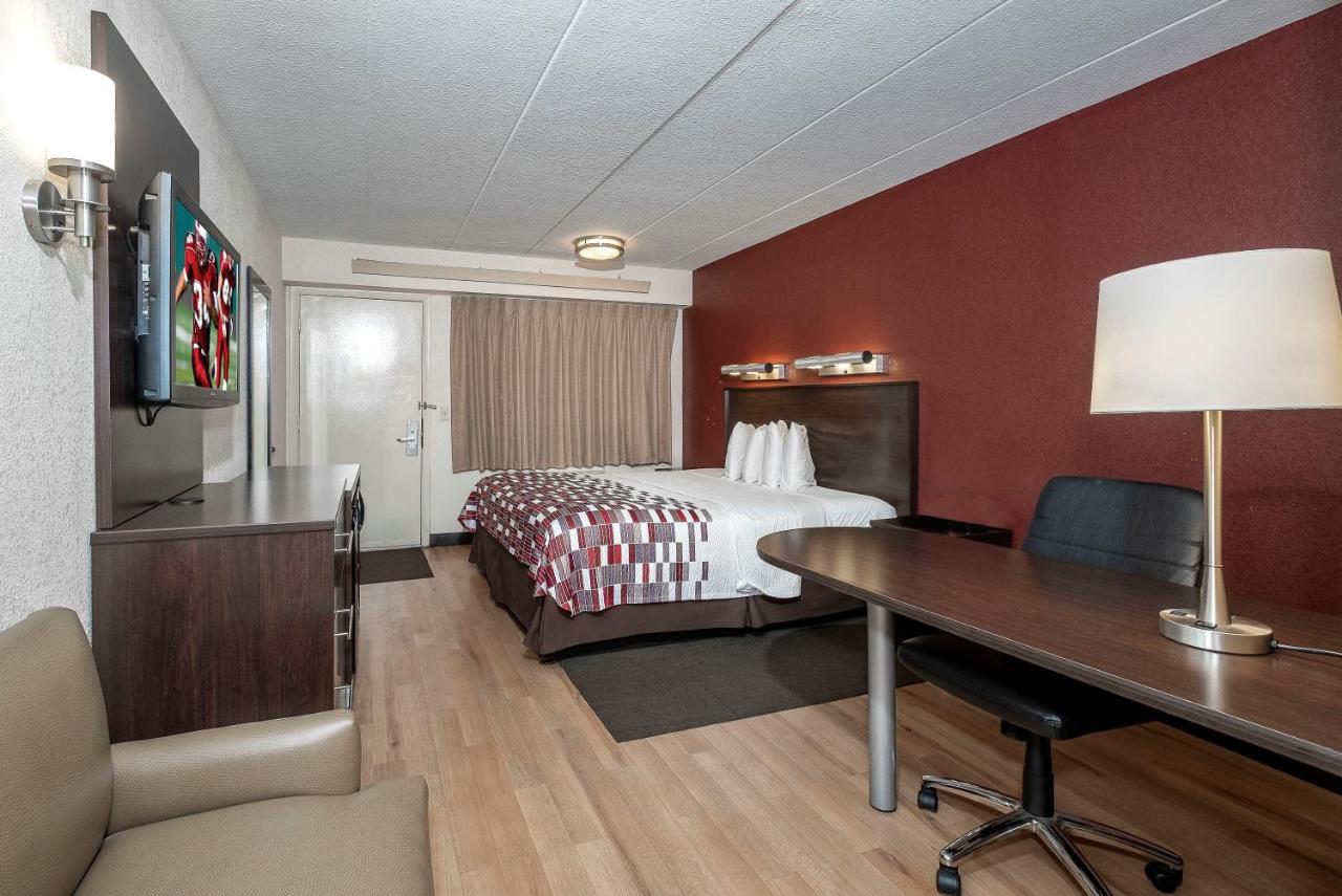 Red Roof Inn Мерріллвілл Екстер'єр фото