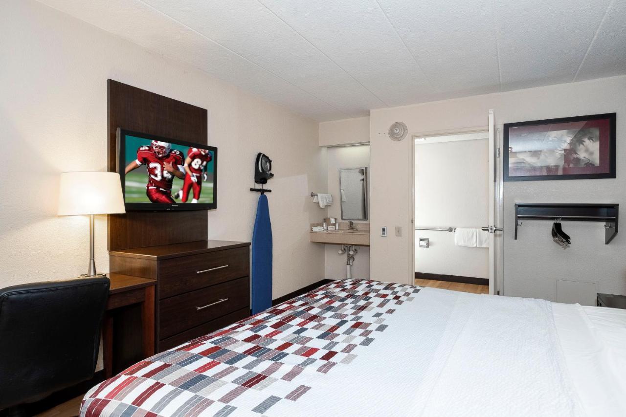 Red Roof Inn Мерріллвілл Екстер'єр фото